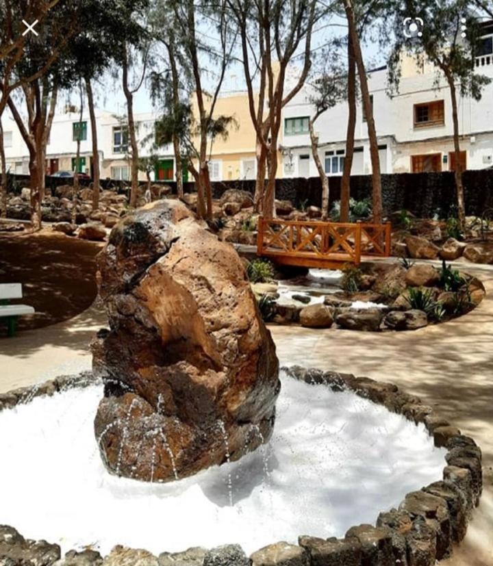 Precioso Apartamento De Dos Habitaciones Arrecife Esterno foto