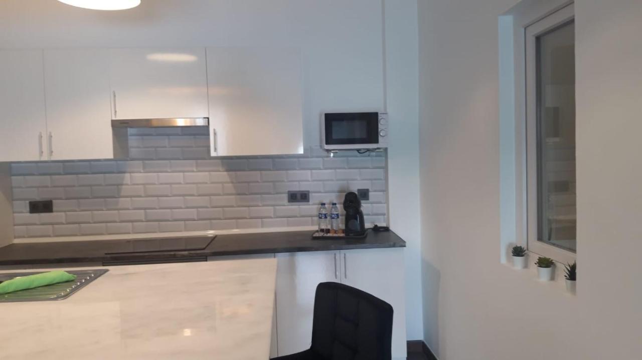 Precioso Apartamento De Dos Habitaciones Arrecife Esterno foto